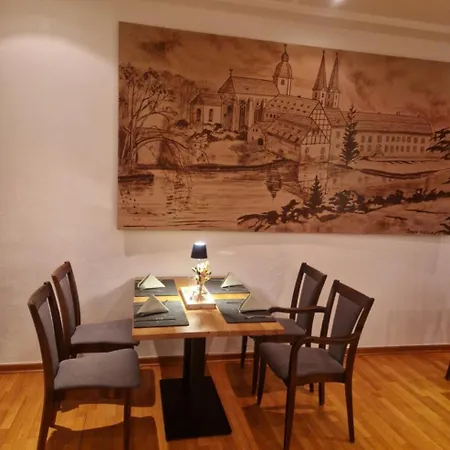 מלון Klosterkrug 3*